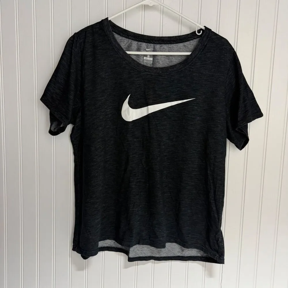Women's 1X Nike Athletic Cut Basic Short Sleeve Solid Gray T-Shirt